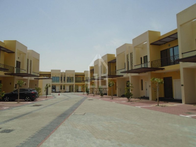 For Sale Multiple Brand New Townhouses G+1 in DIC